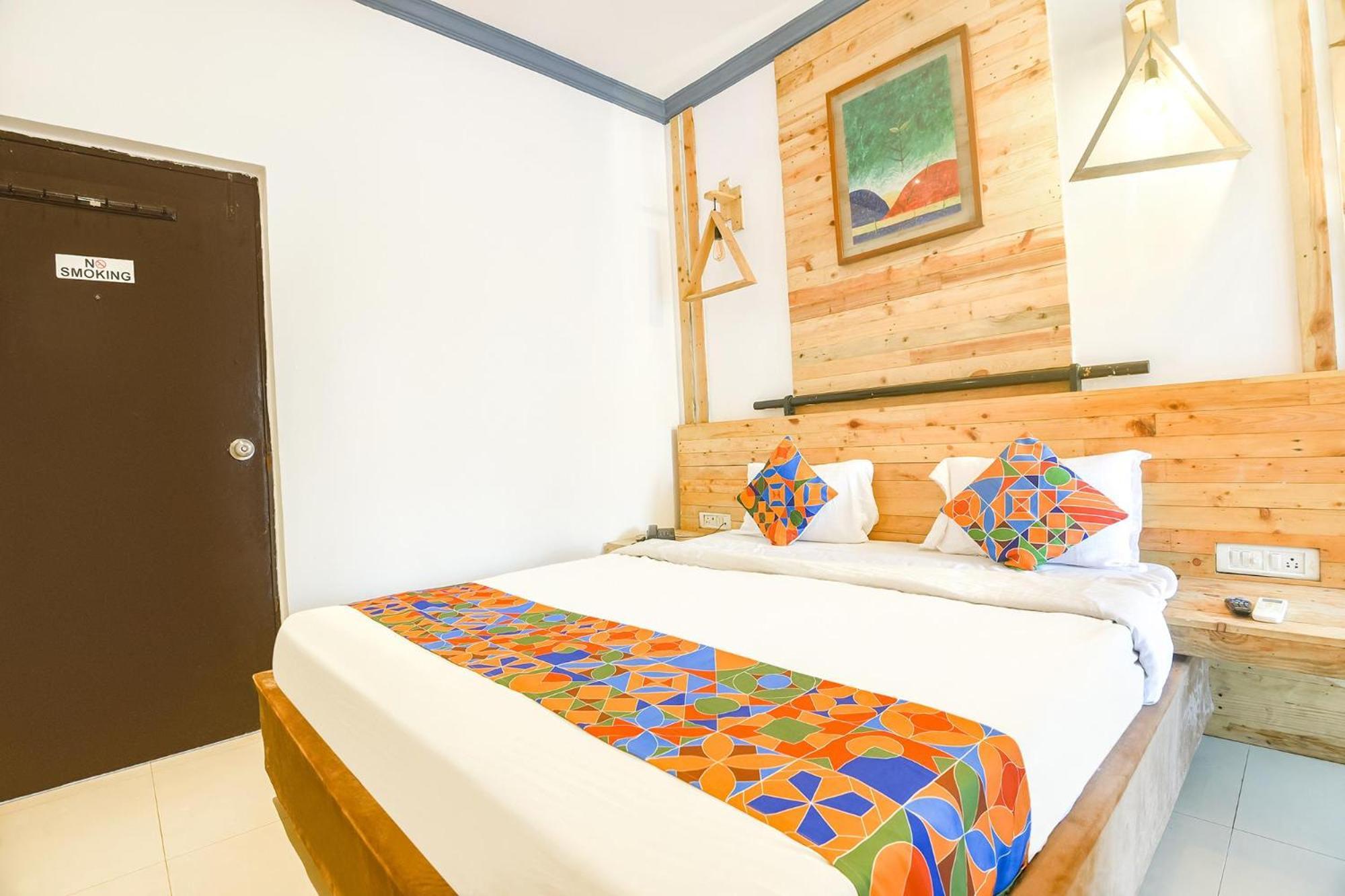 Fabexpress Neo Calangute Beach Resort Exterior foto